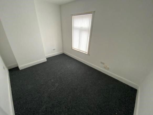 2 bedroom mid terraced house in Middlesbrough