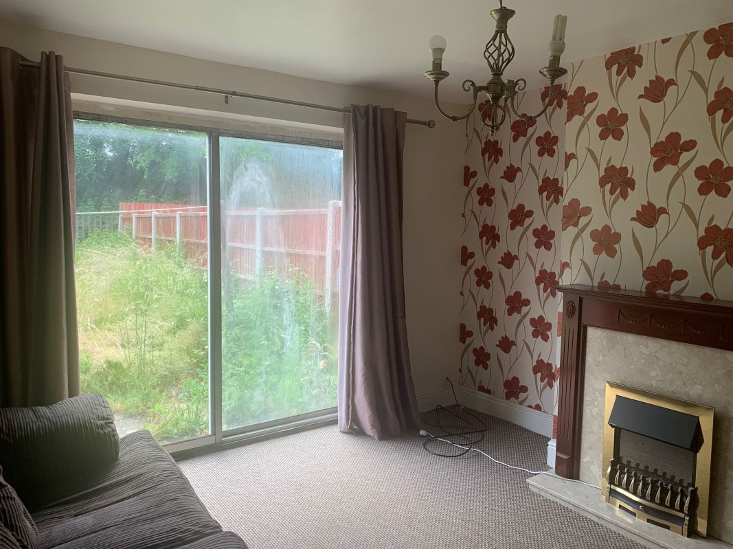 3 bedroom semi detached house in Tipton