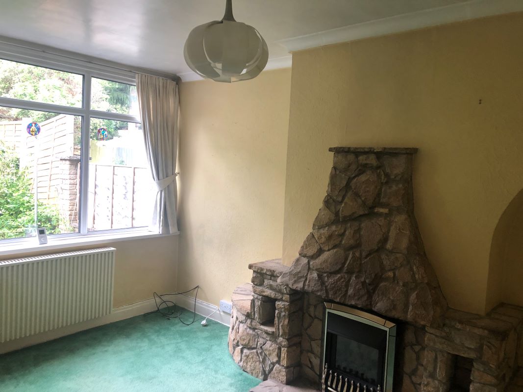 3 bedroom semi detached house in Birmingham