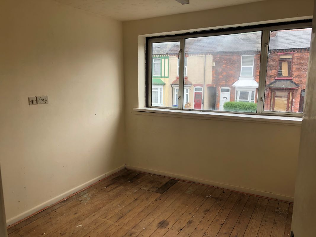 4 bedroom end terraced house in Oldbury