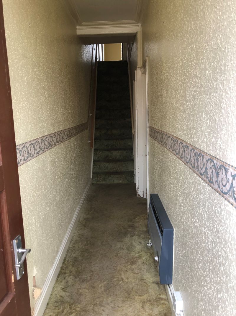 3 bedroom mid terraced house in Tamworth