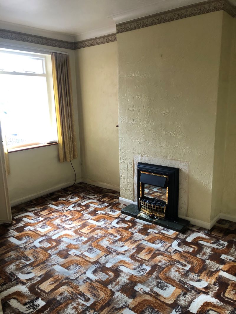 3 bedroom mid terraced house in Tamworth