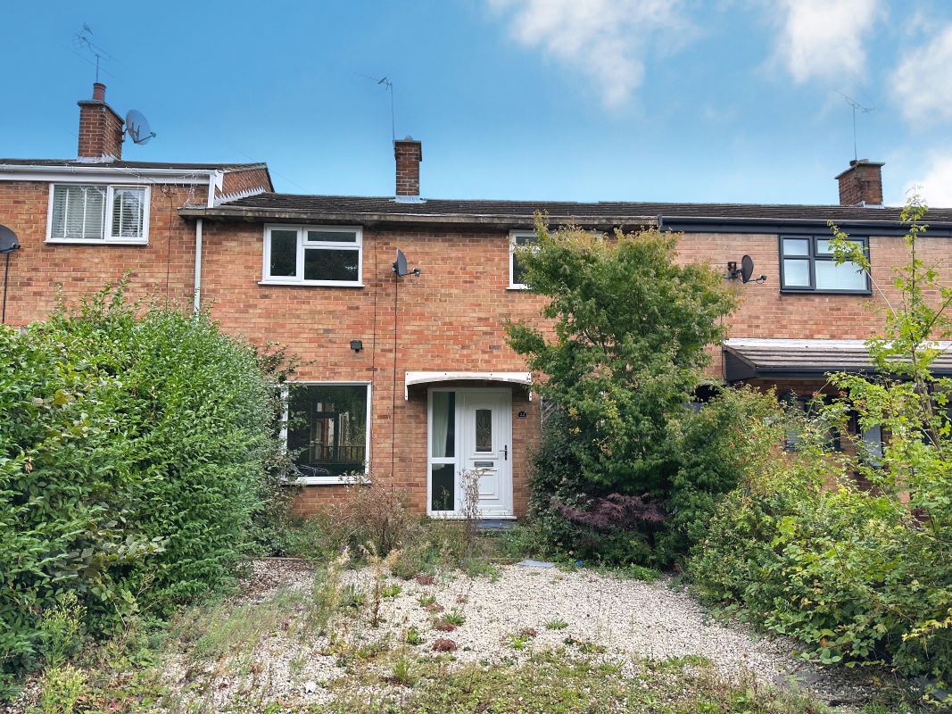 2 bedroom mid terraced house in Nuneaton