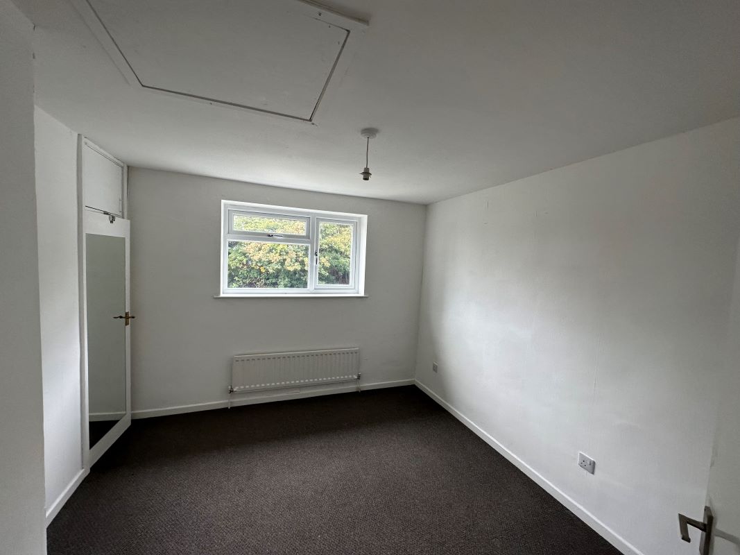 2 bedroom mid terraced house in Nuneaton