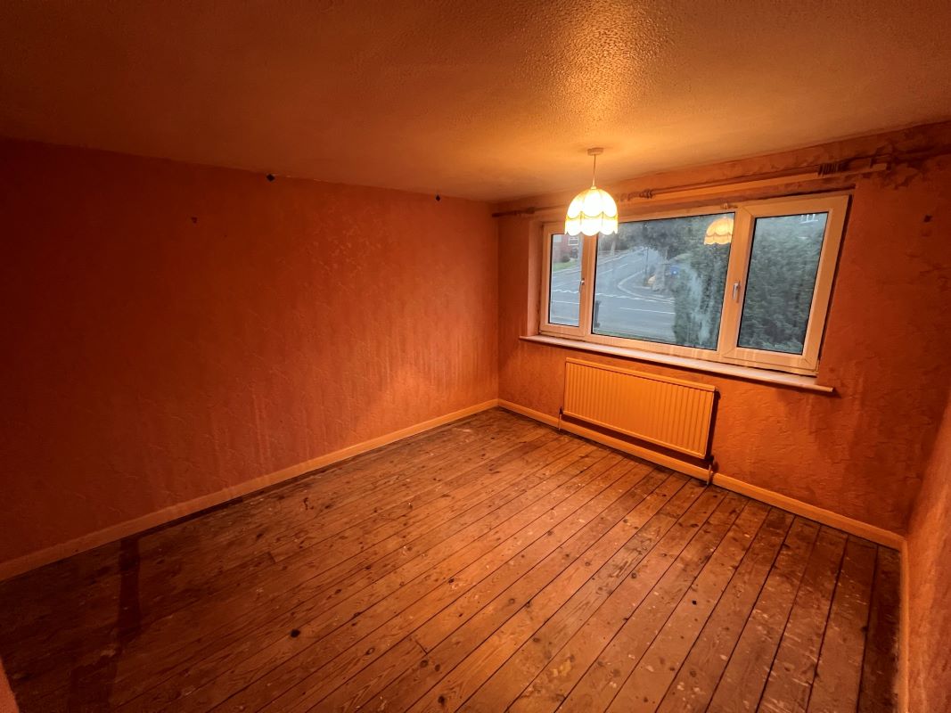 2 bedroom semi detached house in Old Whittington, Chesterfield