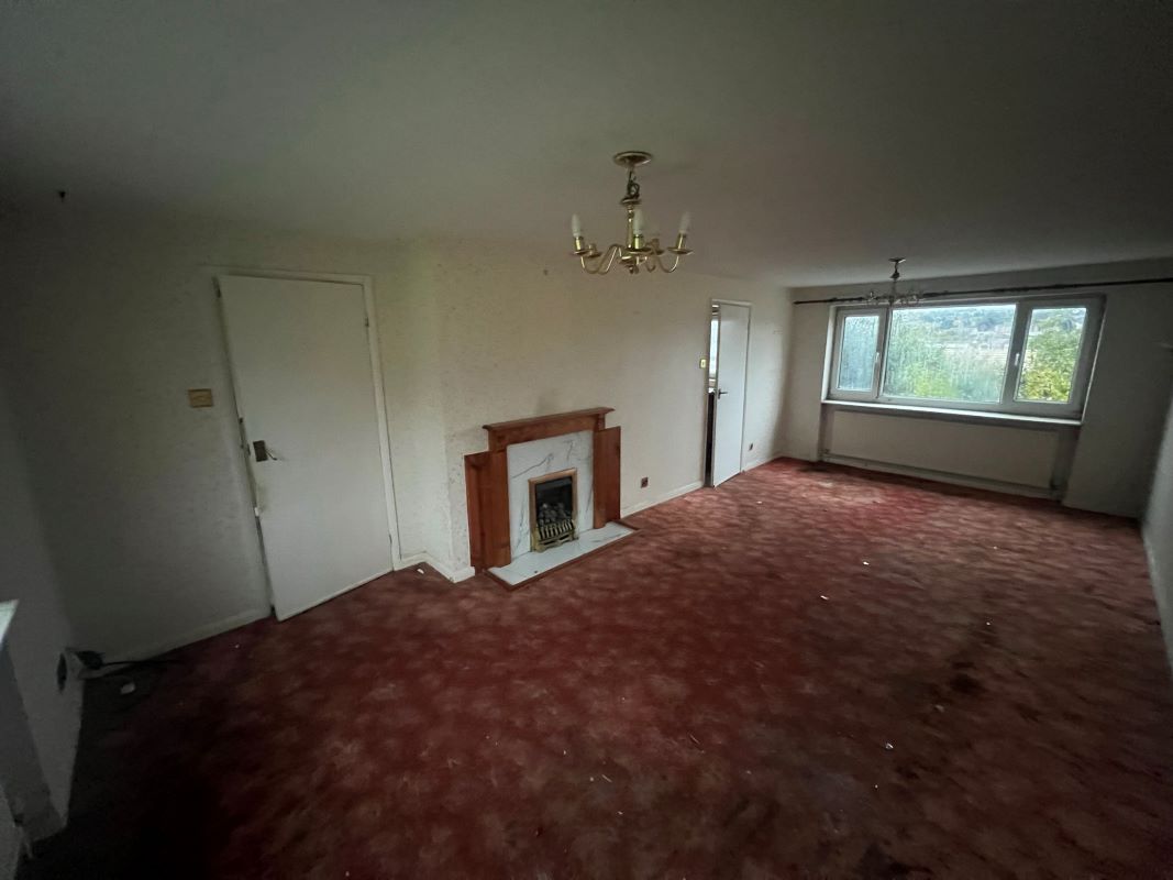 2 bedroom semi detached house in Old Whittington, Chesterfield