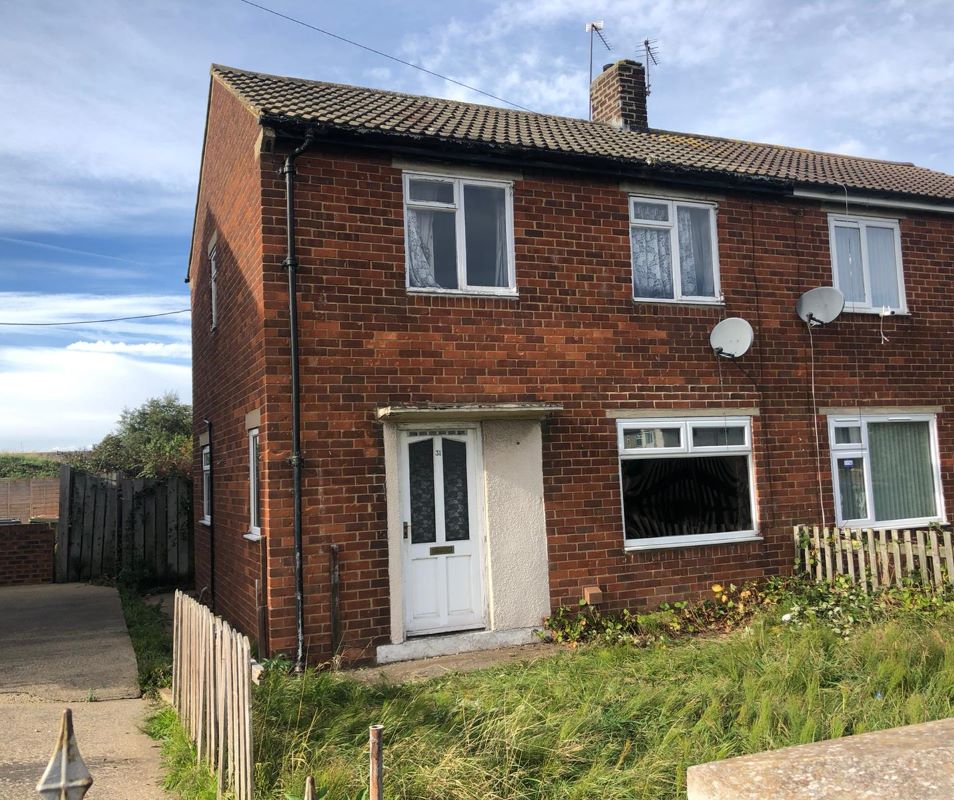 2 bedroom semi detached house in Middlesbrough