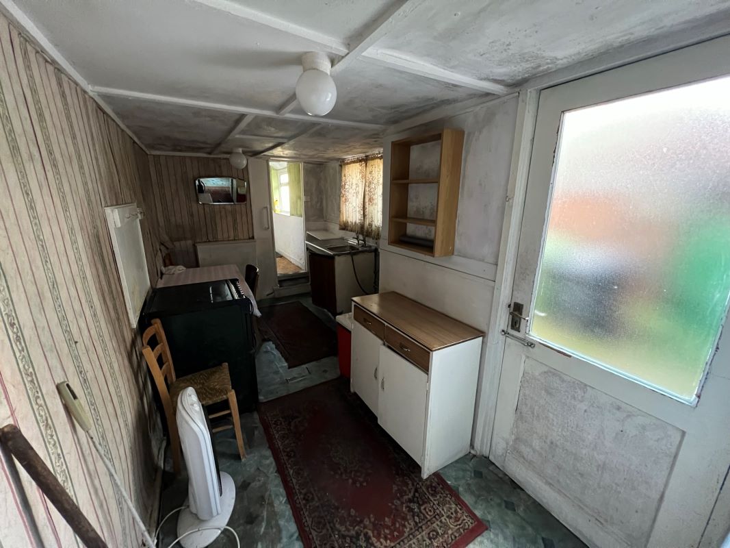 3 bedroom mid terraced house in Dudley
