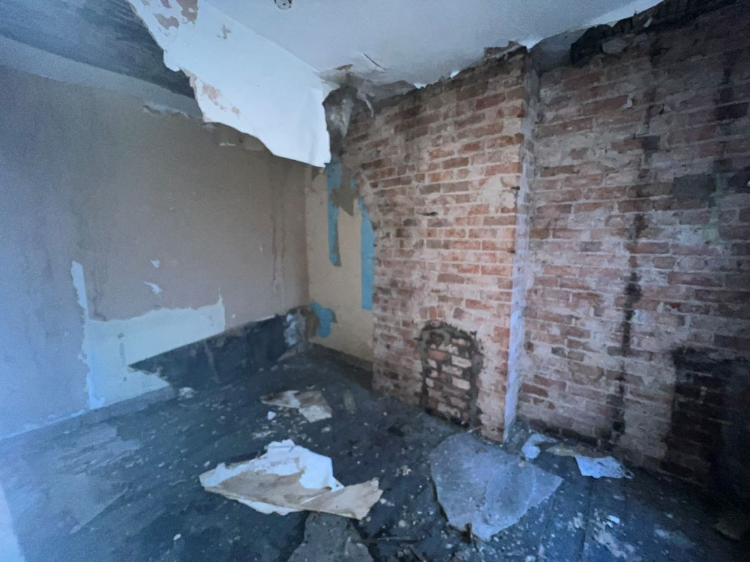 3 bedroom mid terraced house in Crewe