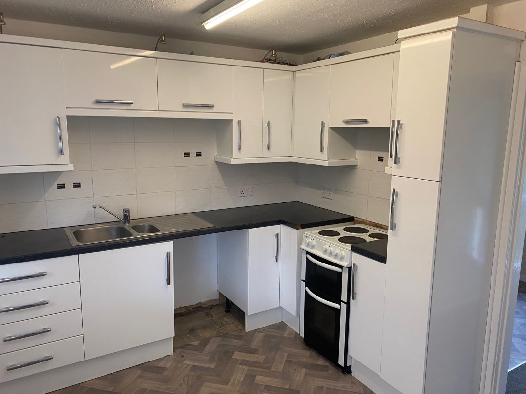 2 bedroom mid terraced house in Nuneaton