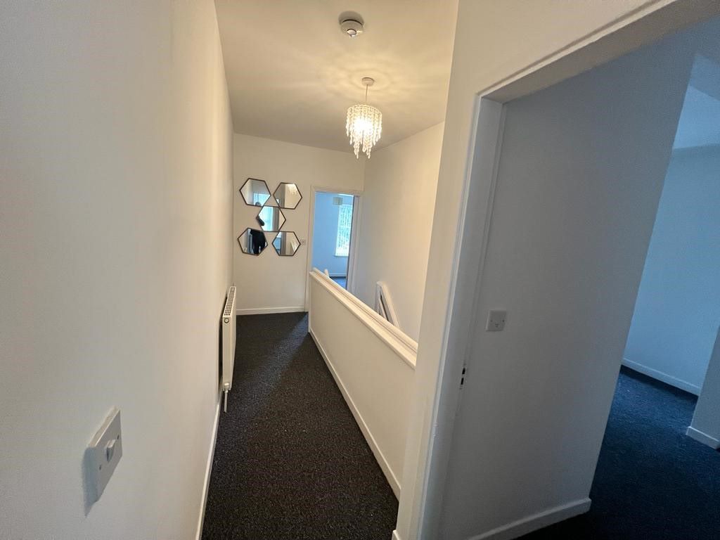 3 bedroom mid terraced property in Wolverhampton