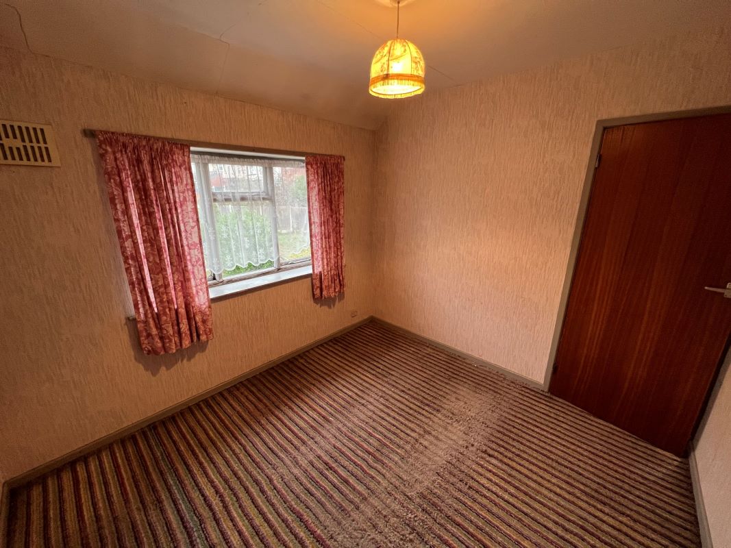 3 bedroom semi detached house in Wolverhampton