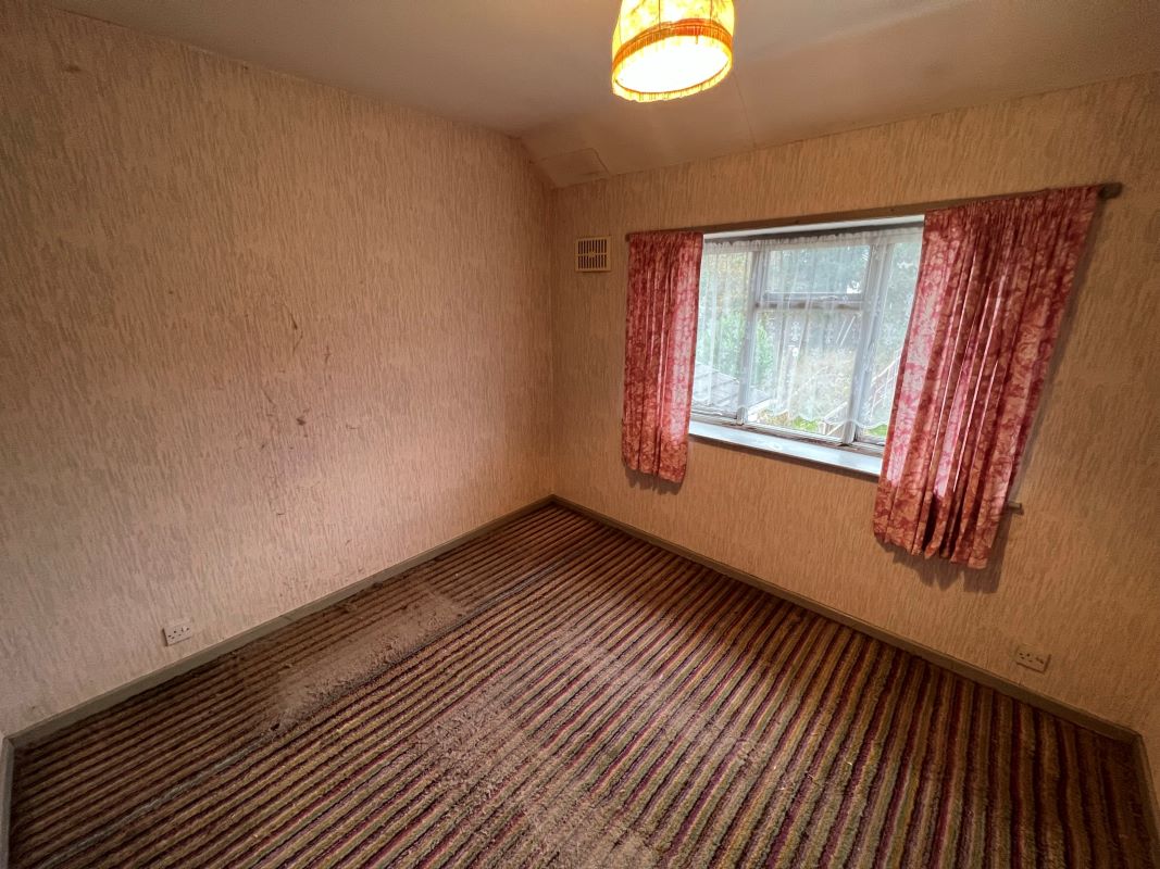 3 bedroom semi detached house in Wolverhampton