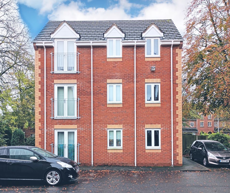1 bedroom ground floor apartment in Stoke on Trent