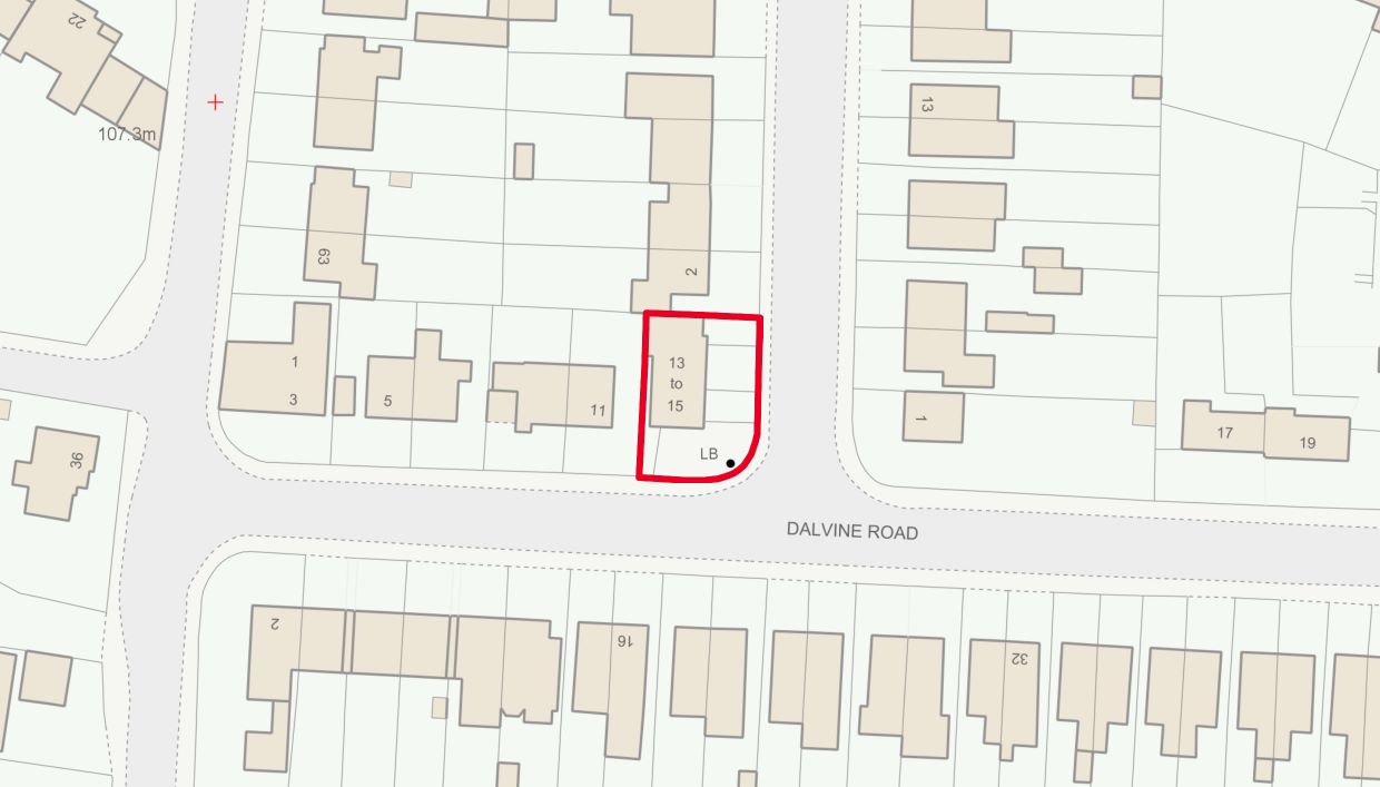 3 bedroom detached property in Dudley Wood