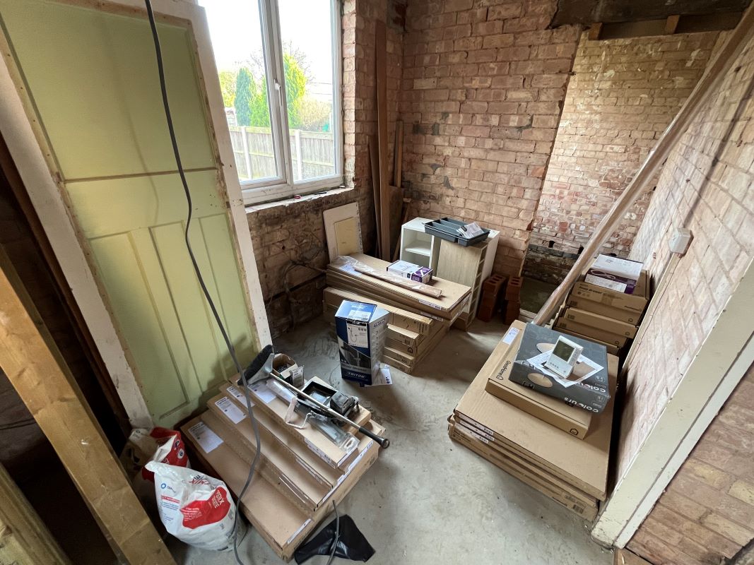 3 bedroom semi detached house in Long Eaton, Notts.
