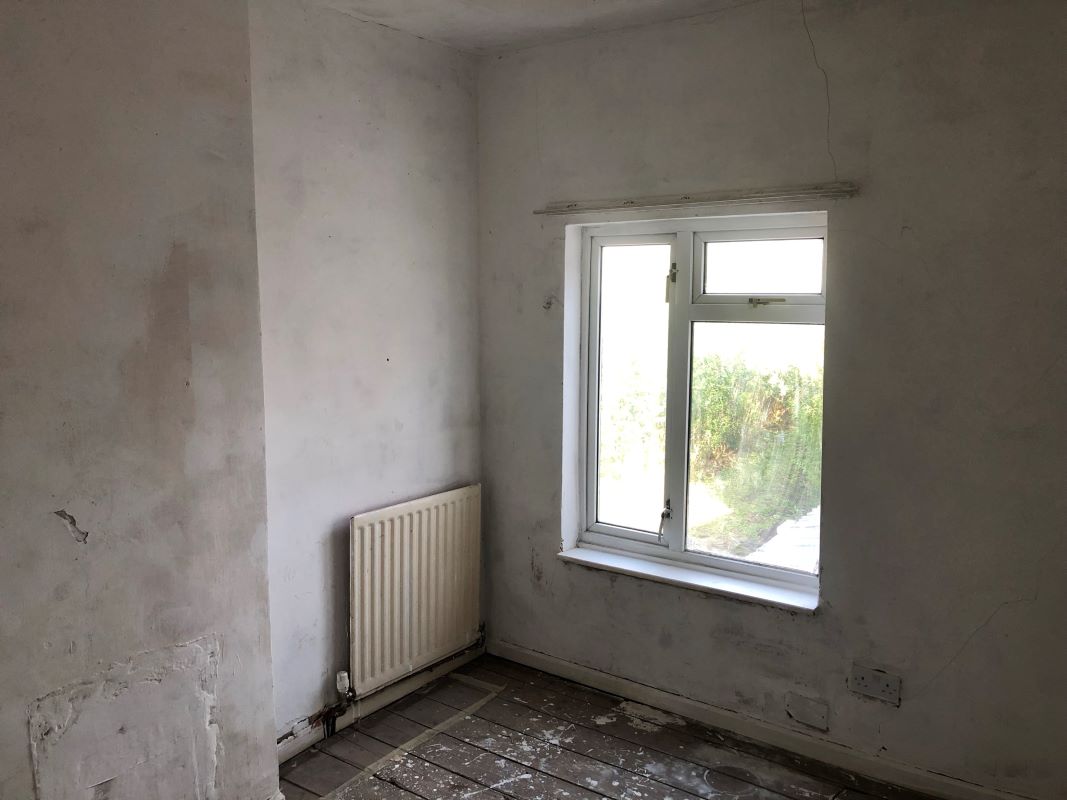 2 bedroom end terraced house in Dudley