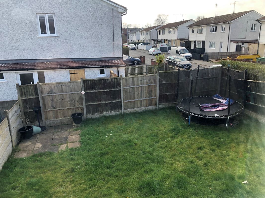3 bedroom semi detached house in Nuneaton