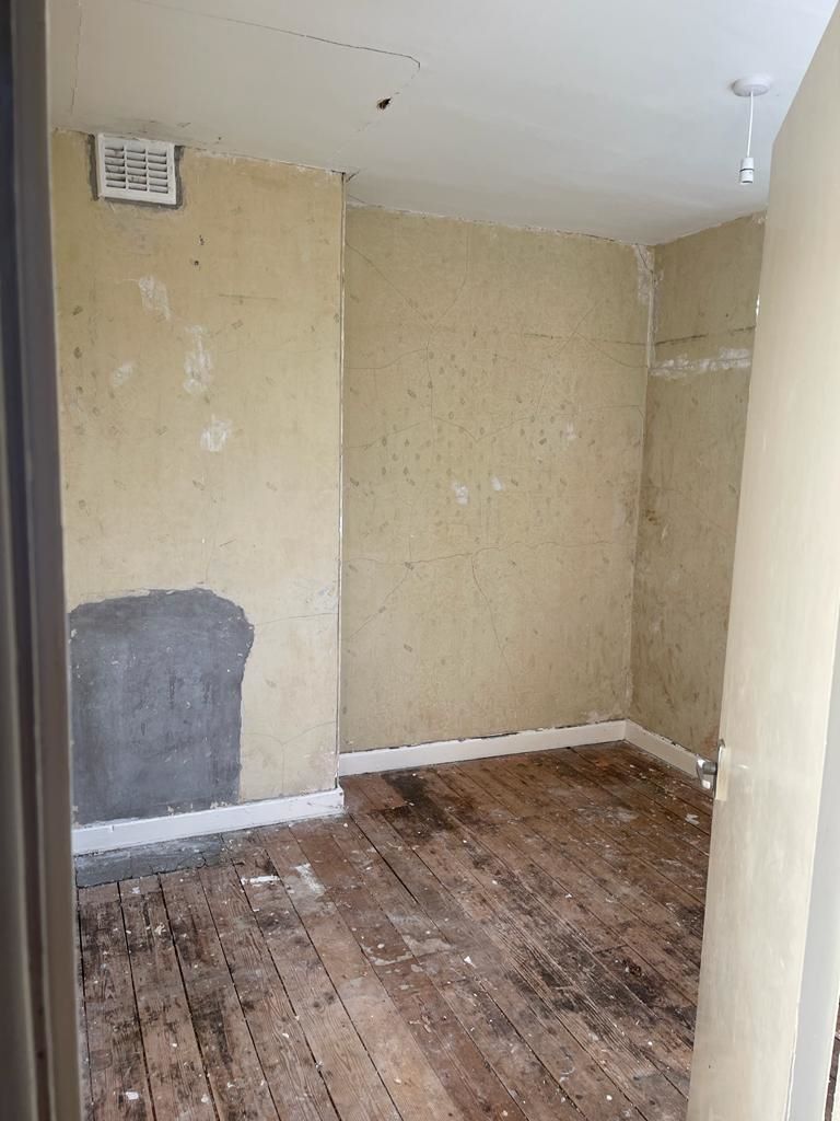 2 bedroom semi detached house in County Durham