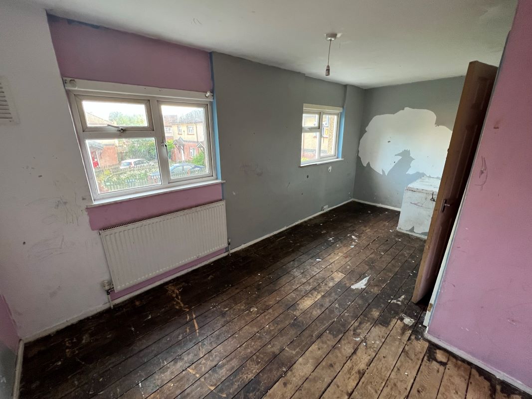 2 bedroom semi detached house in Rhodesia, Worksop, Notts.