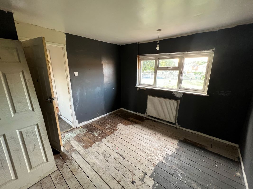 2 bedroom semi detached house in Rhodesia, Worksop, Notts.