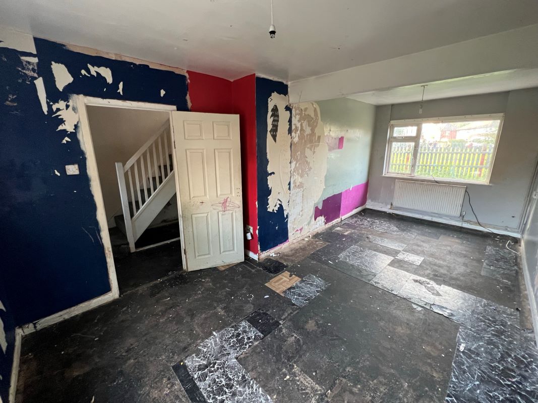 2 bedroom semi detached house in Rhodesia, Worksop, Notts.