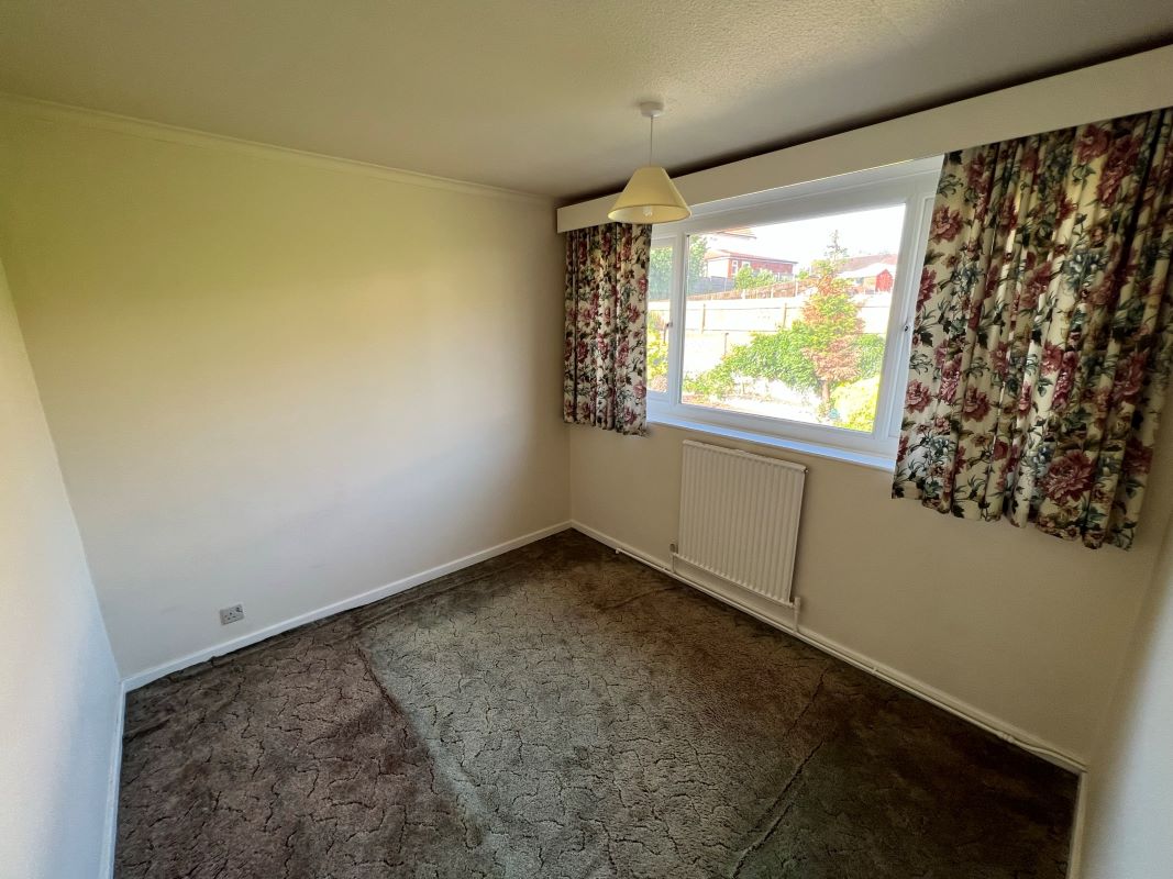 3 bedroom semi detached house in Lickey End