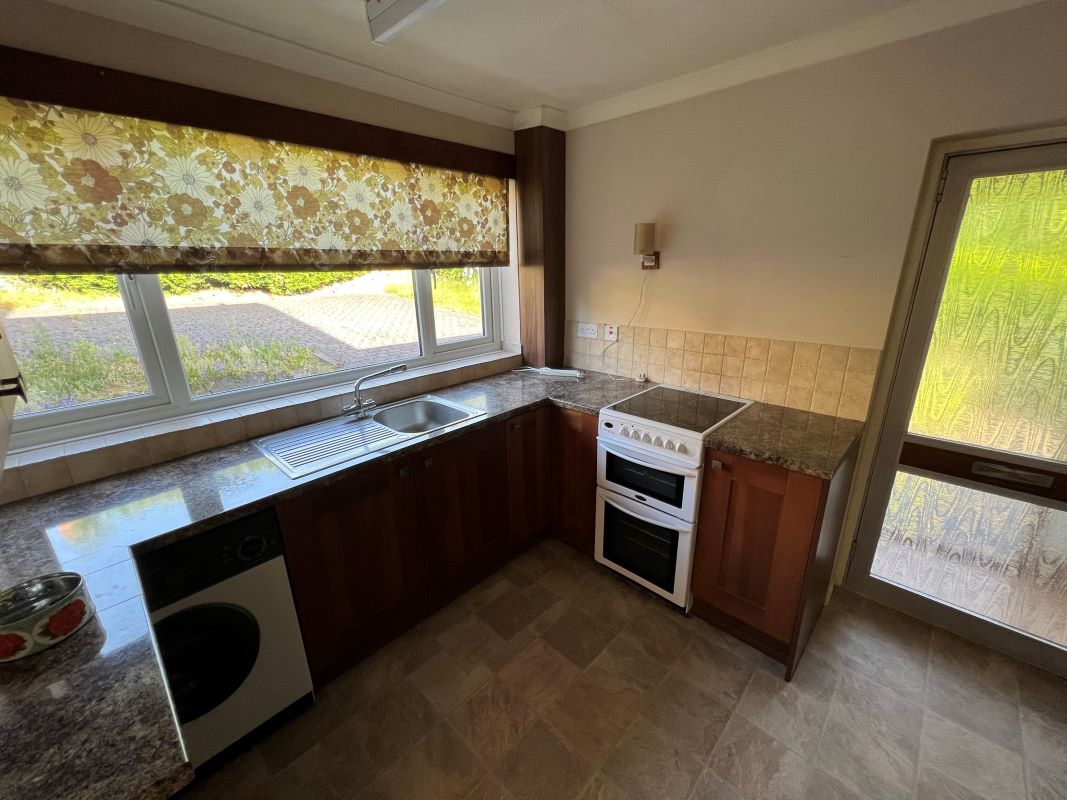 3 bedroom semi detached house in Lickey End