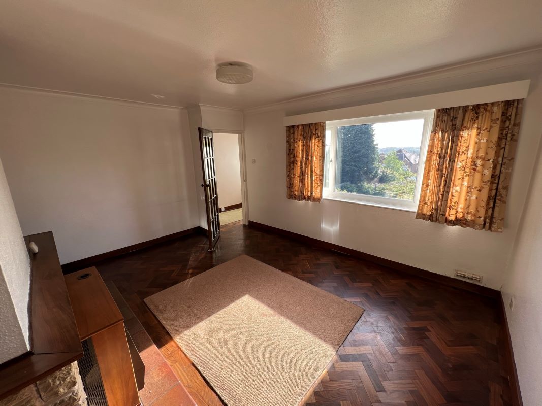 3 bedroom semi detached house in Lickey End