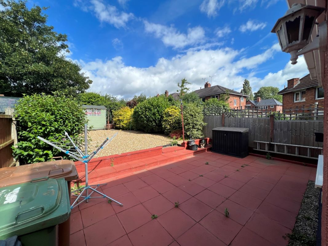 3 bedroom detached house in Walsall