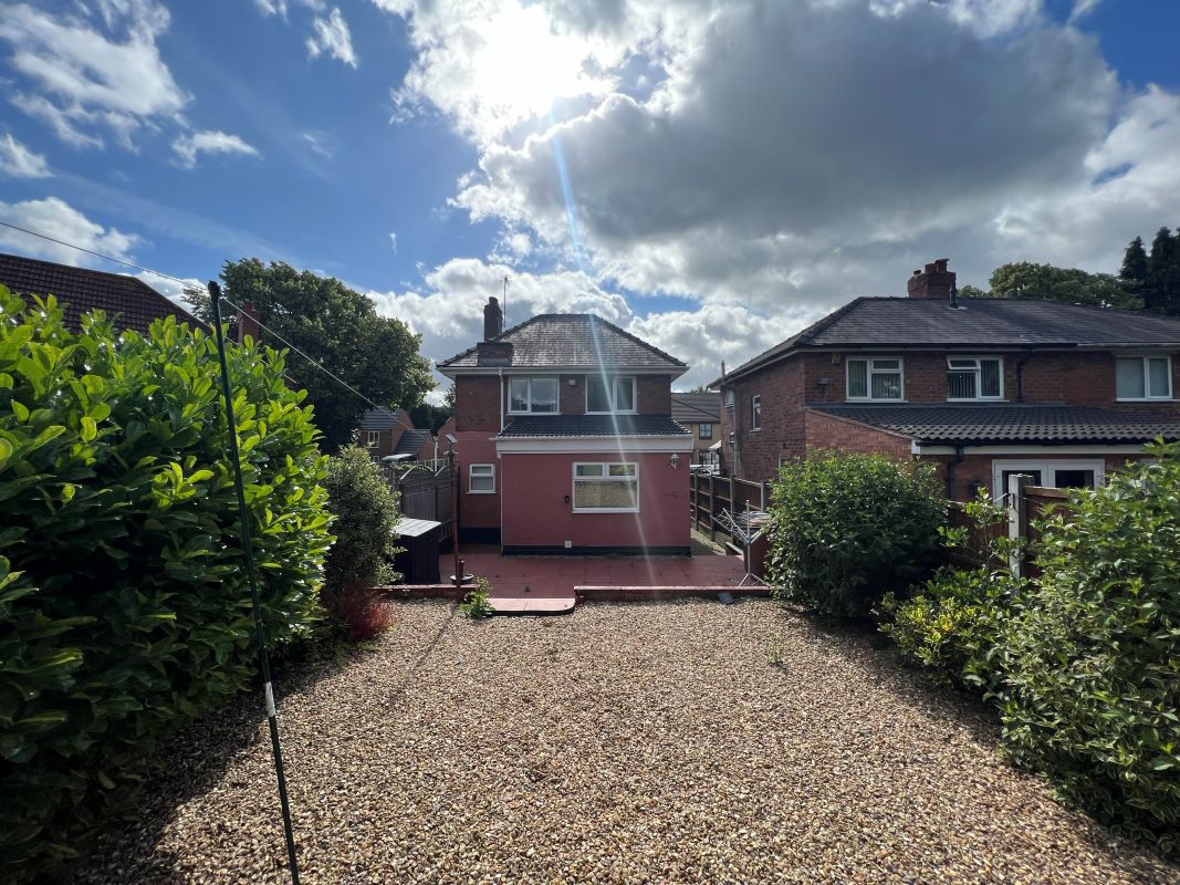 3 bedroom detached house in Walsall