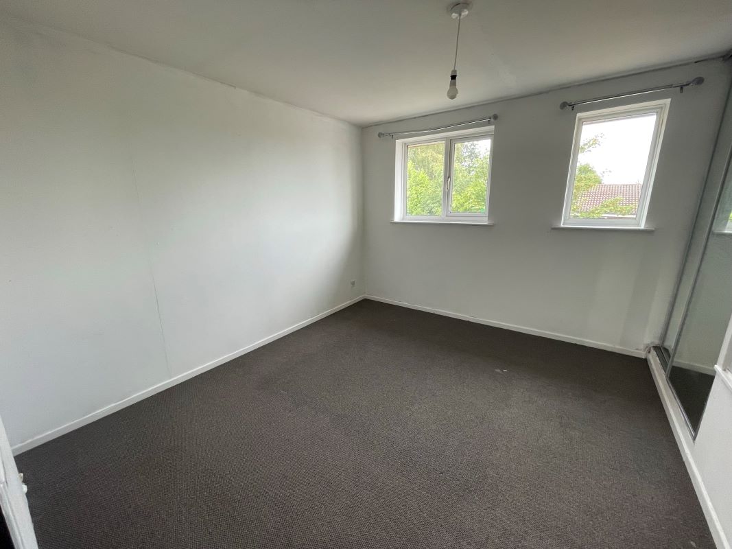 2 bedroom semi detached house in Stafford
