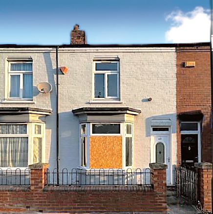 2 bedroom mid terraced house in Middlesbrough
