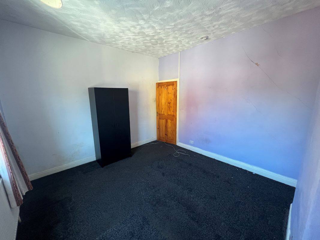 2 bedroom end terraced house in Stoke on Trent