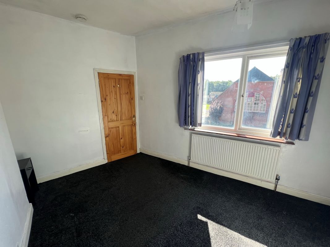 2 bedroom end terraced house in Stoke on Trent