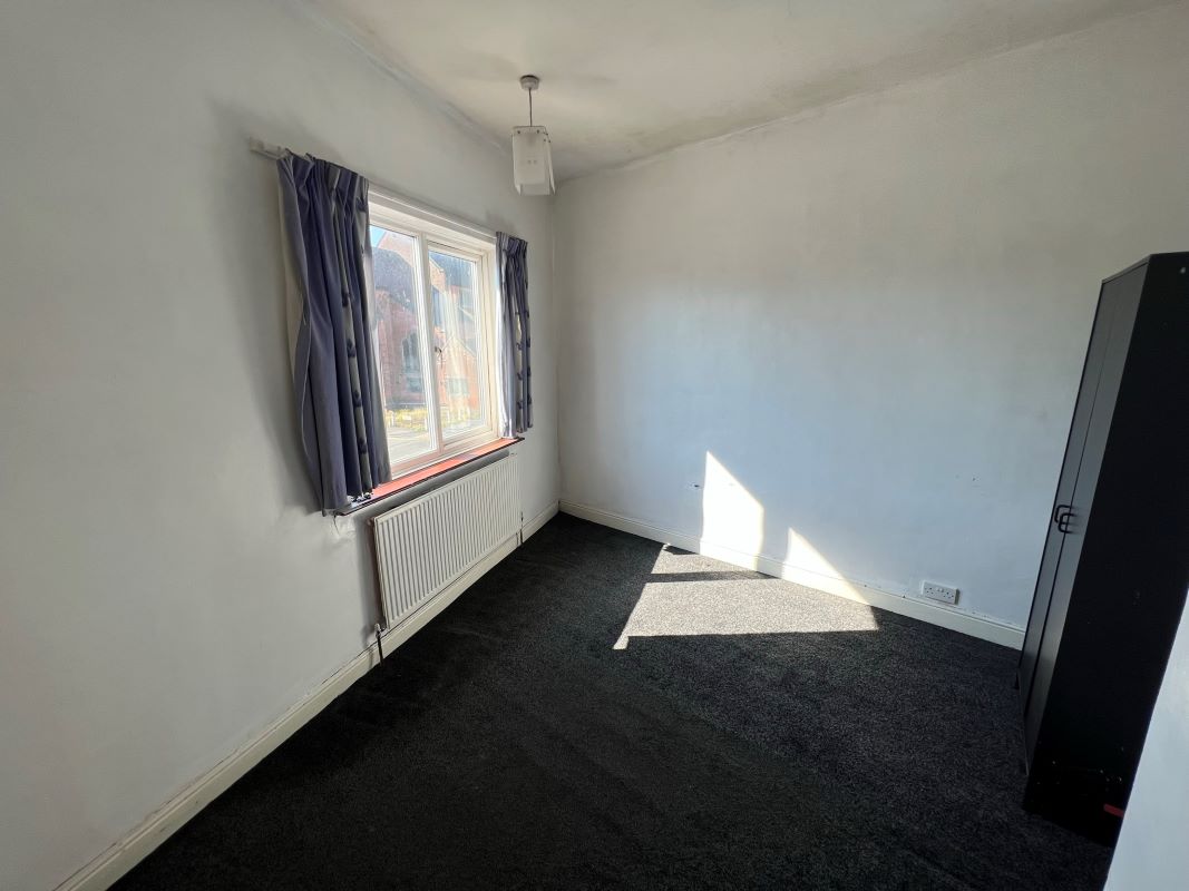 2 bedroom end terraced house in Stoke on Trent