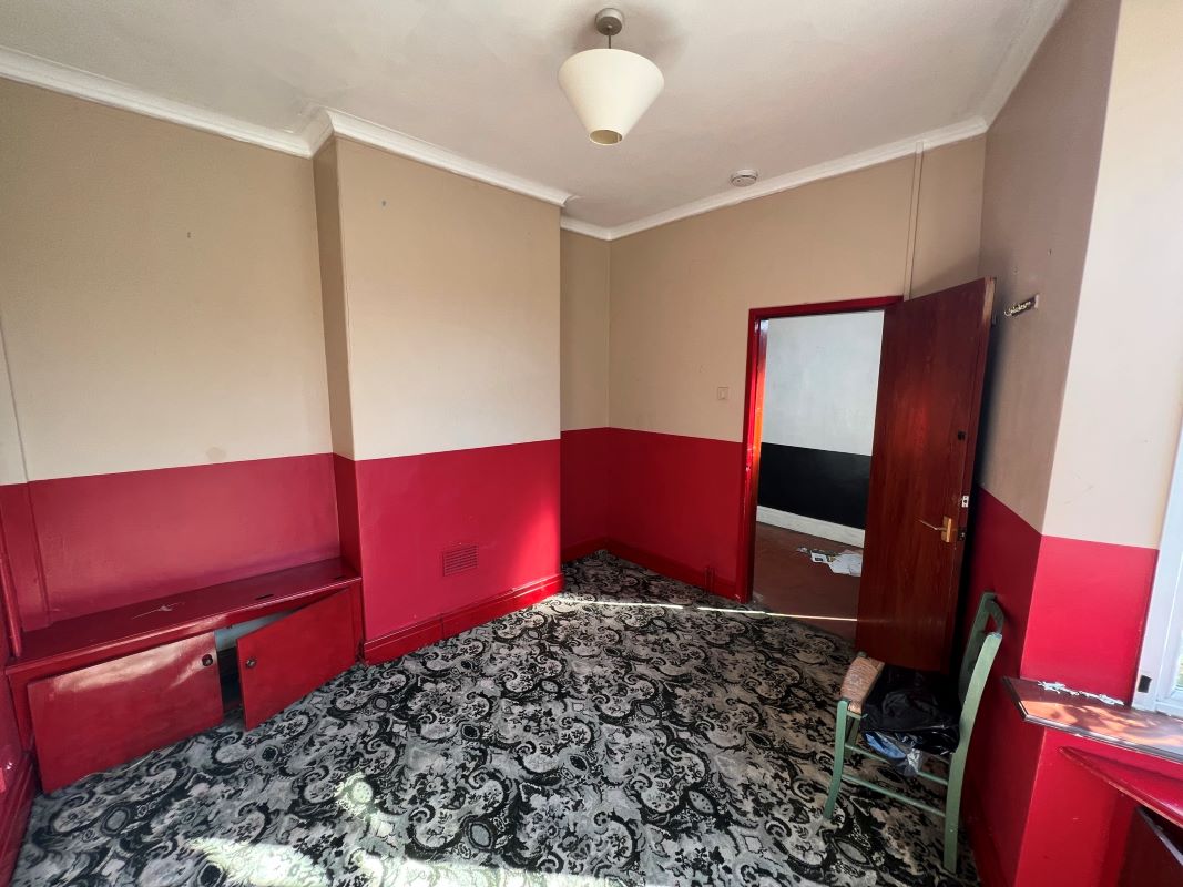 2 bedroom end terraced house in Stoke on Trent