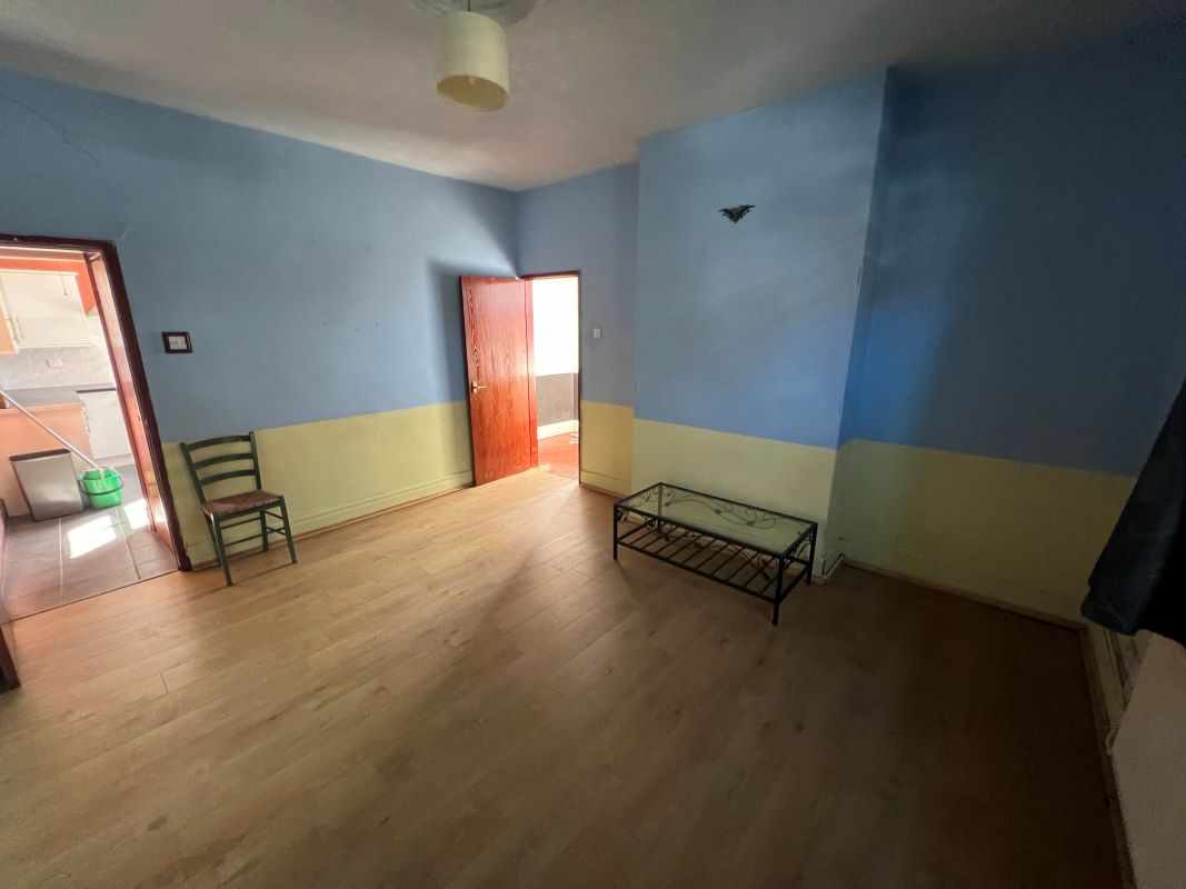 2 bedroom end terraced house in Stoke on Trent