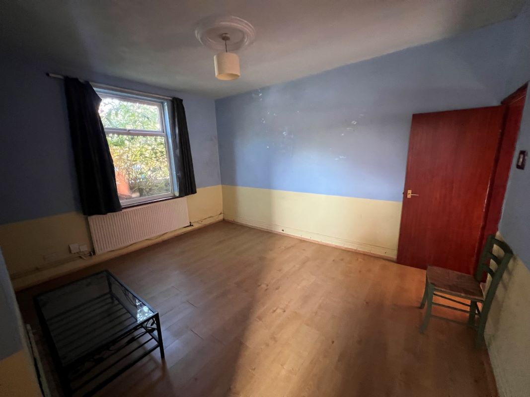 2 bedroom end terraced house in Stoke on Trent