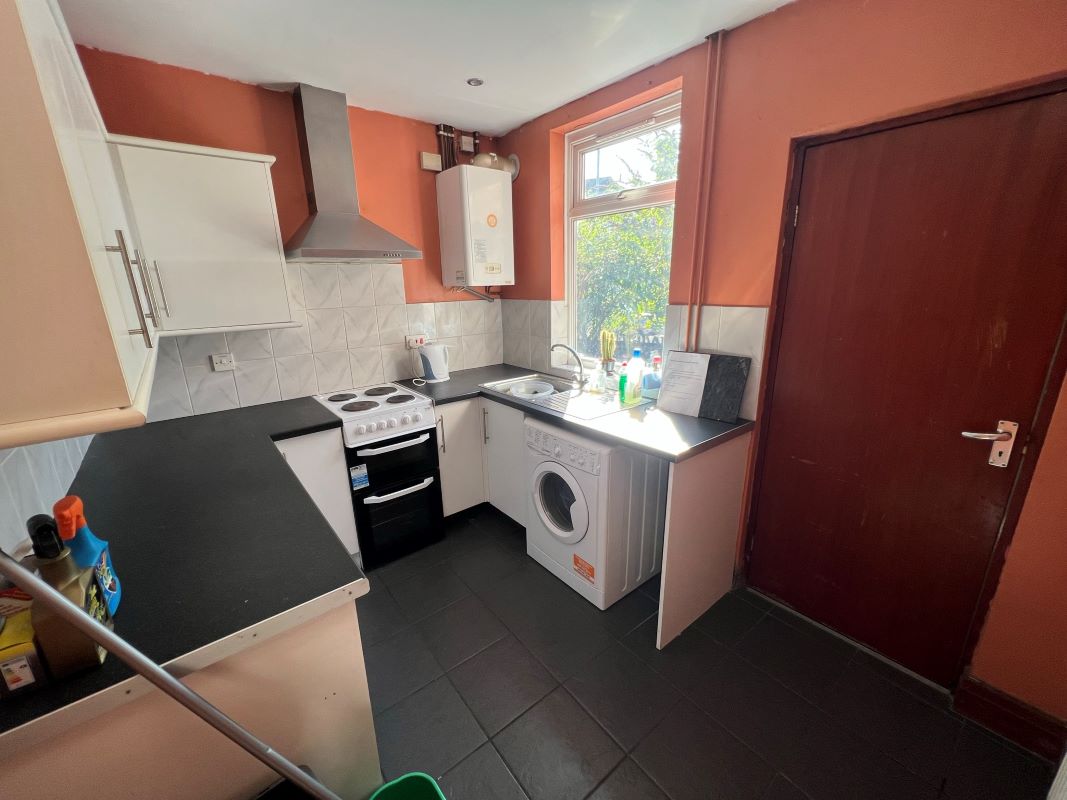 2 bedroom end terraced house in Stoke on Trent
