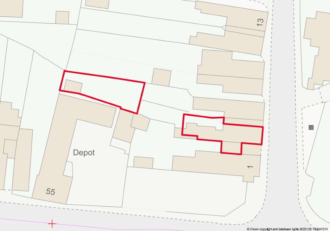 3 bedroom mid terraced house in Cannock