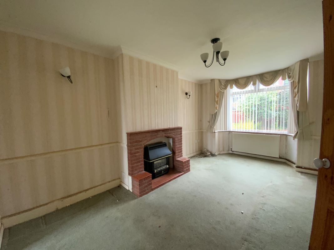 3 bedroom semi detached house in Kings Norton