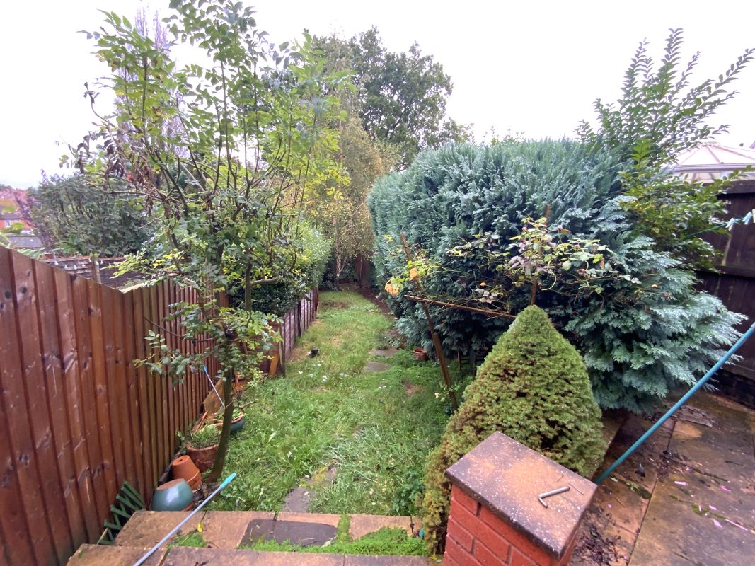 3 bedroom semi detached house in Kings Norton