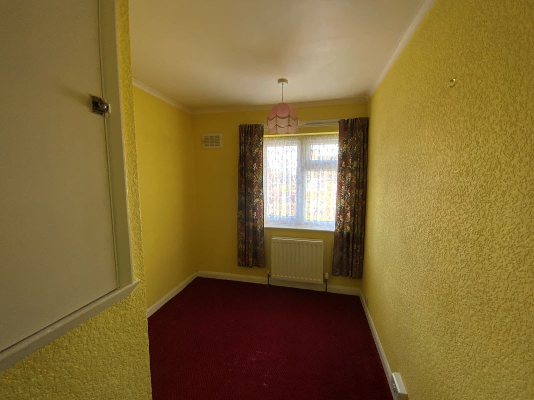 3 bedroom semi detached house in Wolverhampton
