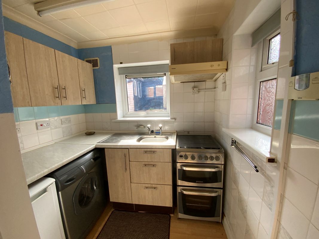 3 bedroom semi detached house in Wolverhampton
