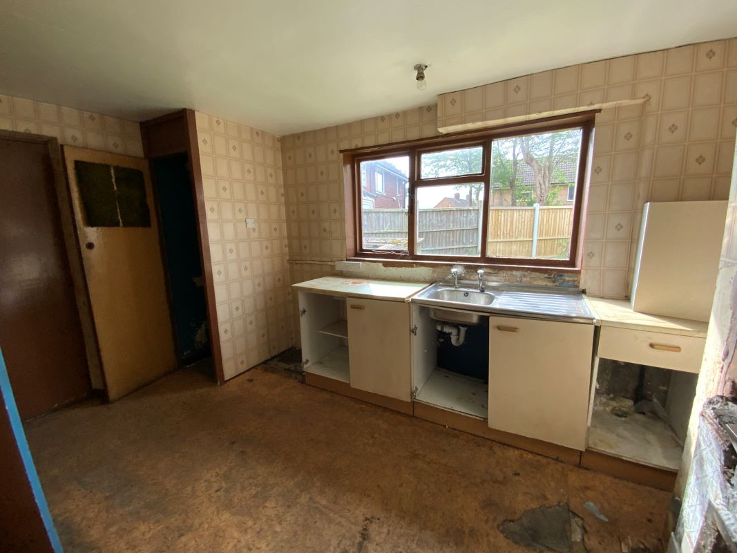 3 bedroom semi detached house in Stoke on Trent