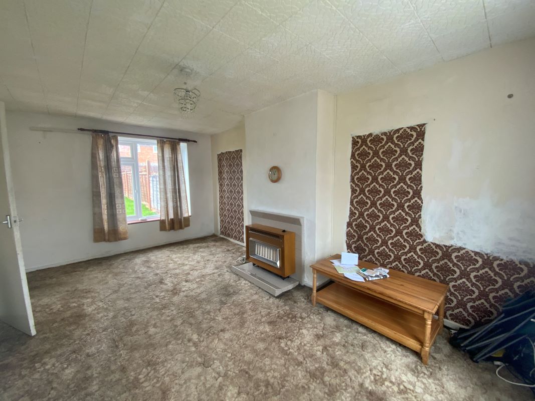 2 bedroom mid terraced house in Nuneaton
