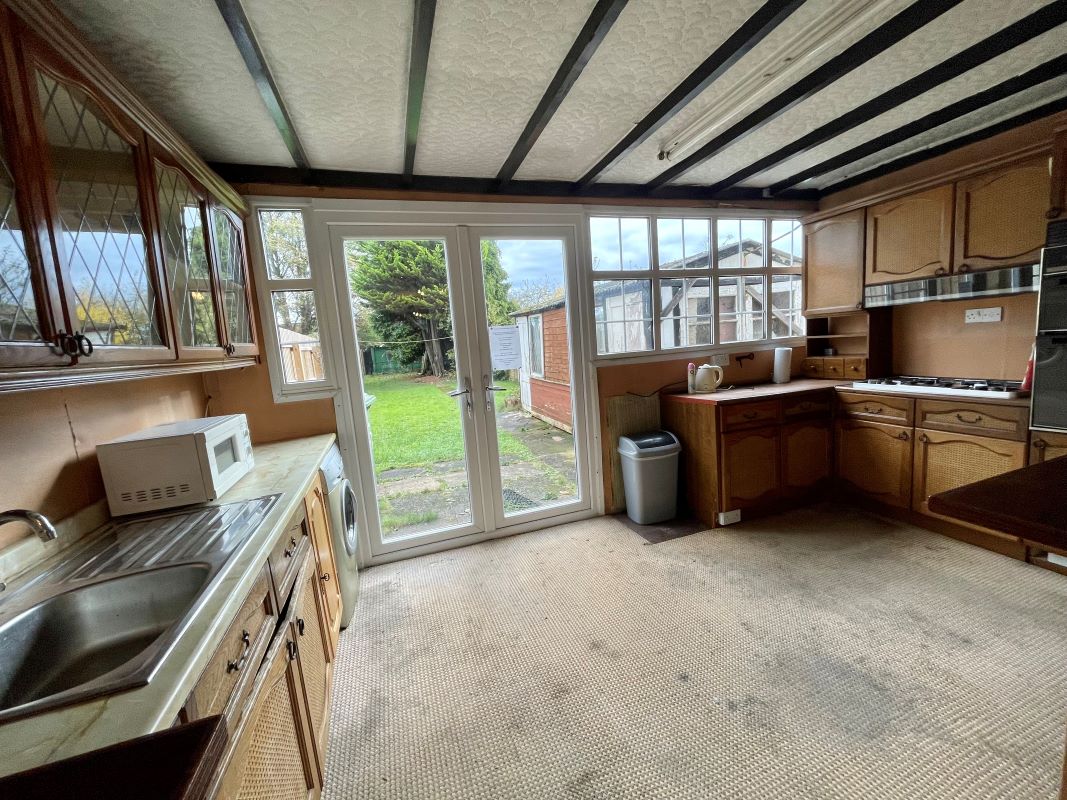 2 bedroom semi detached house in Willenhall