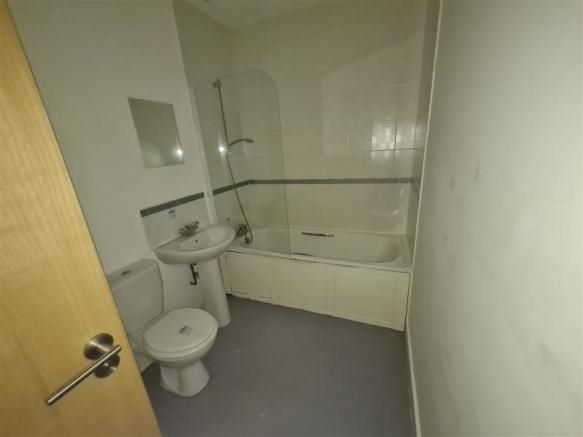1 bedroom flat in Bradford