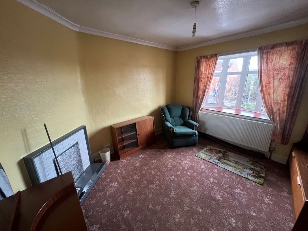 2 bedroom semi detached house in Coseley